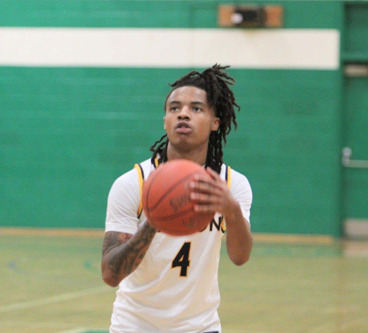 Asil Hoyle had his first career double double with career-highs of 10 rebounds and 13 assists in Saturday's game at Brunswick Community College.